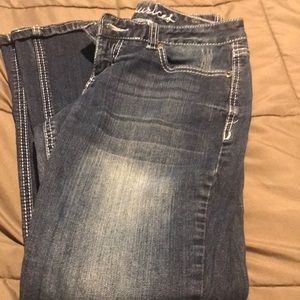 FINAL PRICE! Maurices Jeans